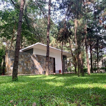 Hilltop Dai Lai H230 Villa Hanoi Buitenkant foto